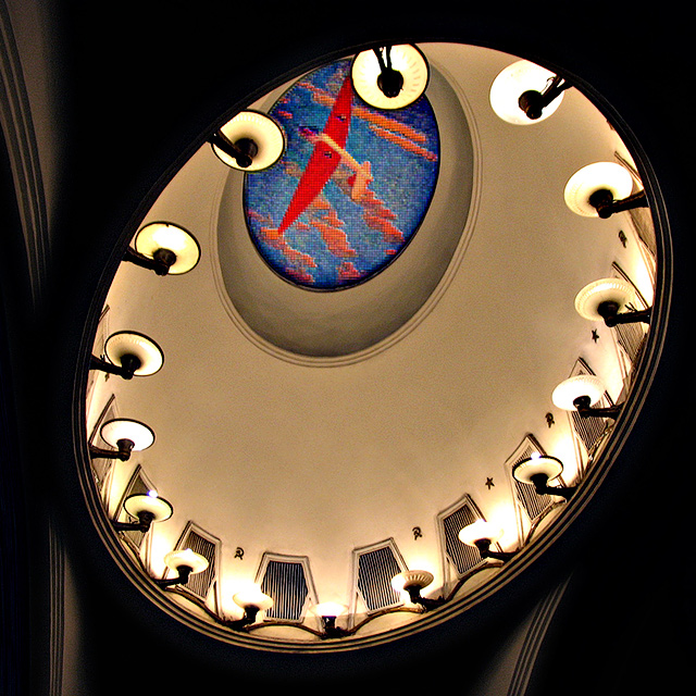 Станция метро «Маяковская», Москва, 2005 г.
