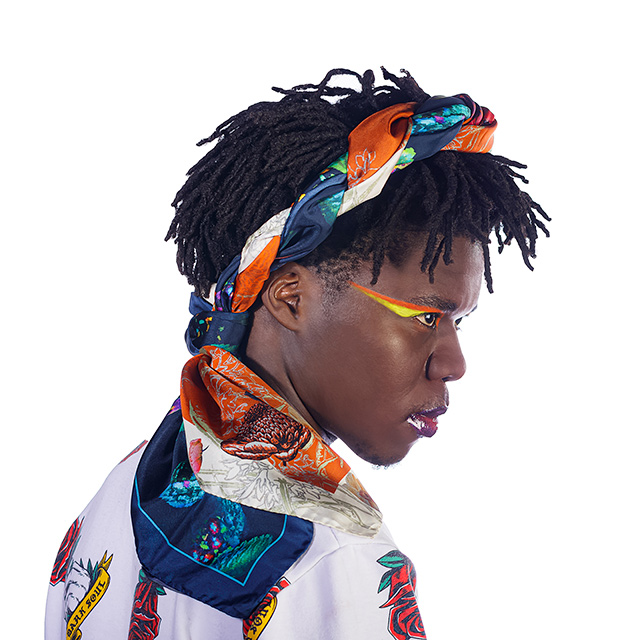 Для школы макияжа «Форум» @forum.mua. Платок: @radicalchicfashion. Модель: Туба @zsmodels.