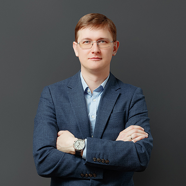 Денис, деловой портрет.