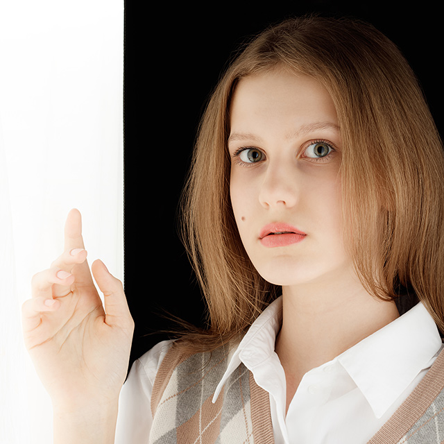 Модель: Ульяна @topsecretkids_official.