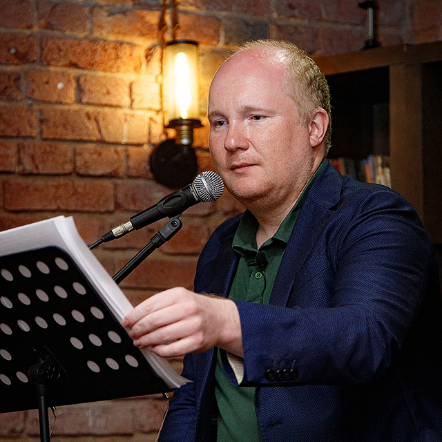 Литературные чтения Ивана Кондракова, кафе «Мерани».