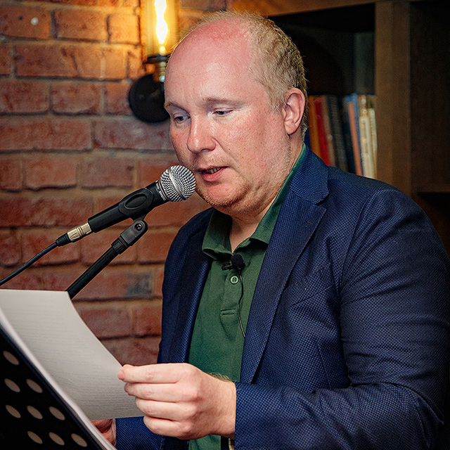 Литературные чтения Ивана Кондракова, кафе «Мерани».