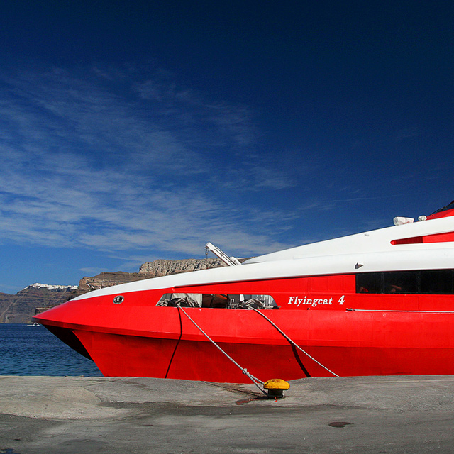 Катамаран «Flying Cat», остров Санторини, Греция, октябрь 2010 г.